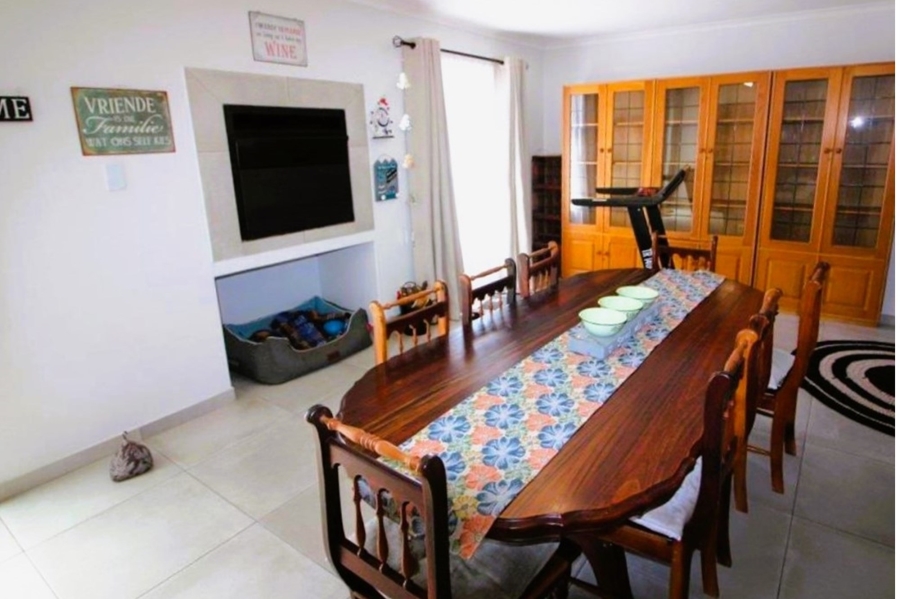 3 Bedroom Property for Sale in Lampiesbaai Western Cape